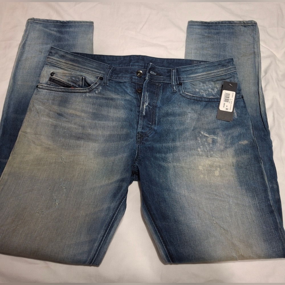 Diesel Industry Men's Relaxed Fit Blue Jeans.size 34